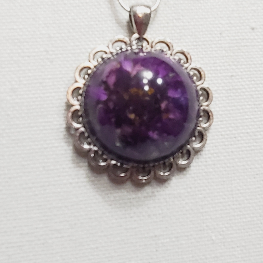Real Purple Zinnia Resin Pendant Necklace Scallop Frame